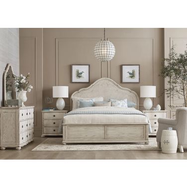 Cambric Bedroom Set In Creme