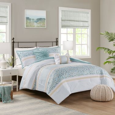 Caralie 5 Piece Seersucker King/Cal King Comforter Set with Throw Pillows In Aqua