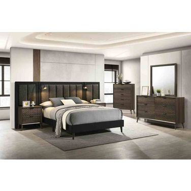Chalfont Queen Bed In Dark Brown