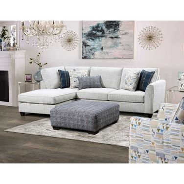 Chepstow Sectional In Cream