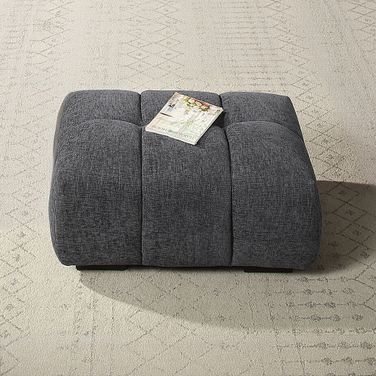 Chosen Ottoman In Gray
