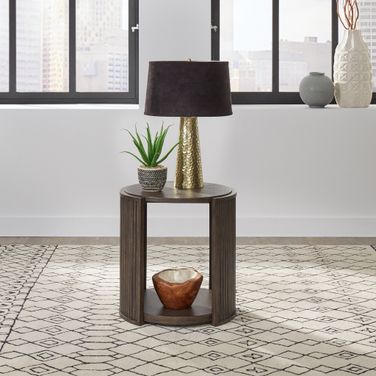 City View Round End Table In Brown