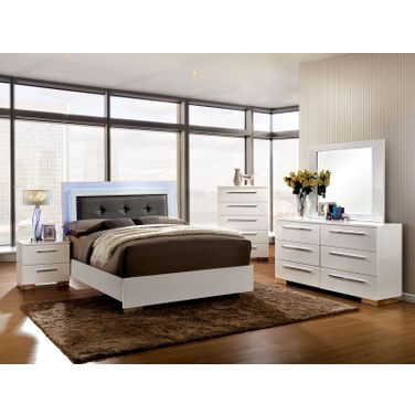 Clementine Smooth White Nightstand