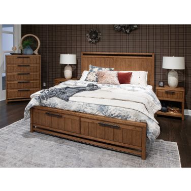Conway Panel Storage Bedroom Set In Honey Wheat
