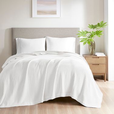 Cotton Waffle Weave King Blanket In White