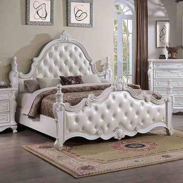 Cremona Eastern King Bed In White