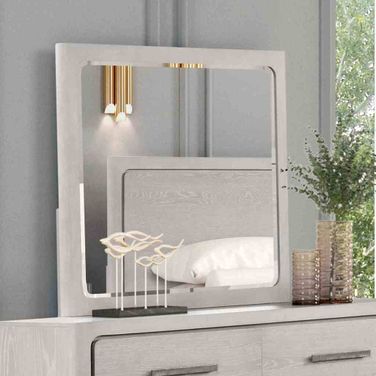 Crowthorne Mirror In White Oak