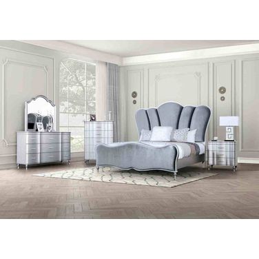 Eleanora Queen Bedroom Set In Silver