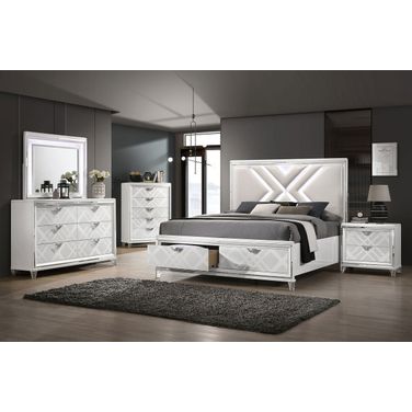 Emmeline Eastern King Bed In White