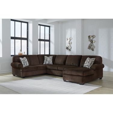 Firescrest 3-Piece RAF Sectional With Chaise In Chocolate