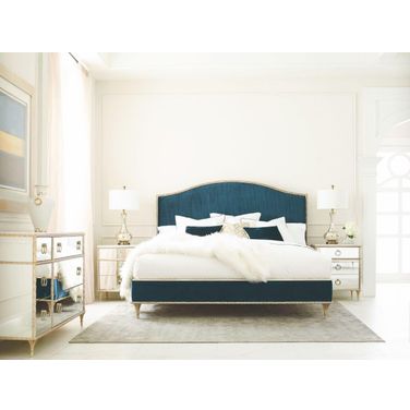 Fontainebleau Aglow And Blue Upholstered Platform Bedroom Set