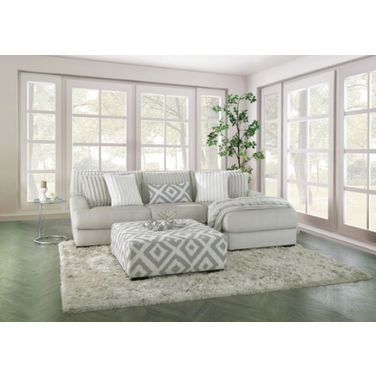Hermiston Sectional In Gray