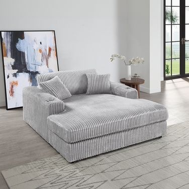 Hilde Chaise with 2 Pillows In Gray