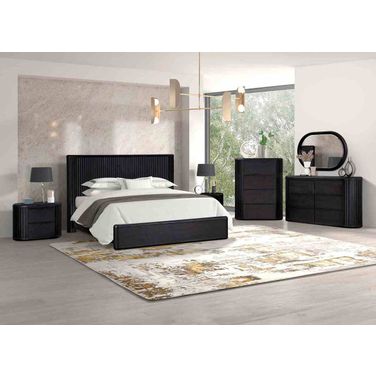 Hildesheim Eastern King Fluted Bed In Black