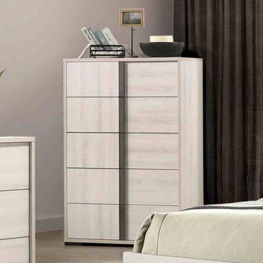 Horten Chest In White Wash