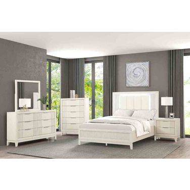 Isadore Bedroom Set In Antique White