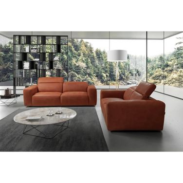 Jacklyn Living Room Set In Brandy