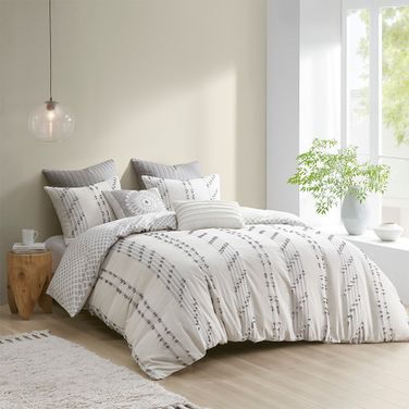 Kara 3 Piece Cotton Jacquard King/Cal King Duvet Cover Set In Ivory