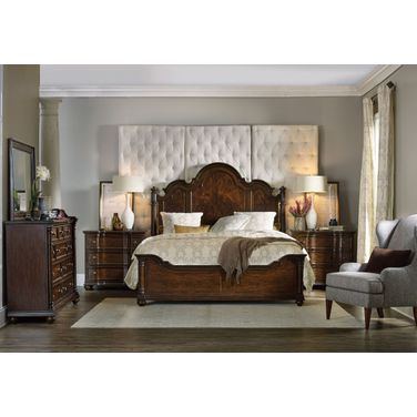 Leesburg Traditional Dark Wood Poster Bedroom Set