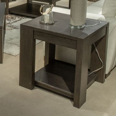 Lennox Hill End Table In Bark