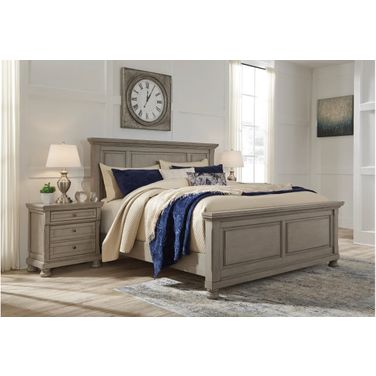 Lettner Light Gray Queen Panel Bed