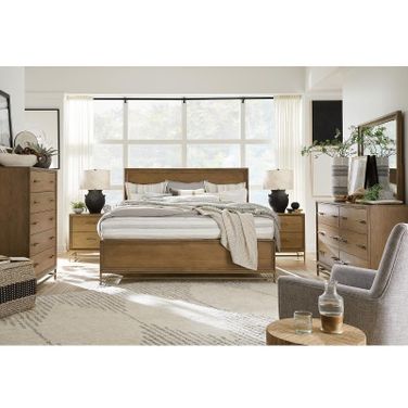 Lindon Bedroom Set In Brown