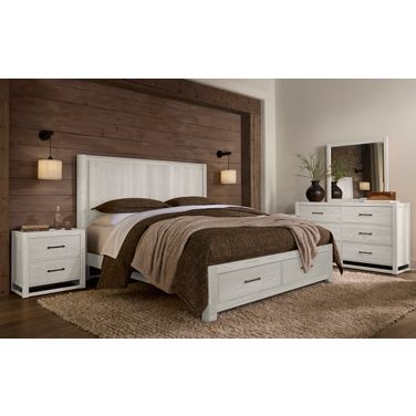 Lodge and Loft Radius Poster Bedroom Set with Footboard Storage In Soft White