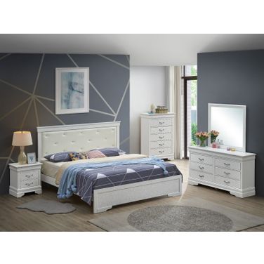 Lorana Bedroom Set In Silver