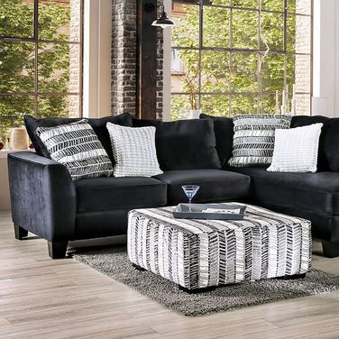 Modbury Sectional In Black