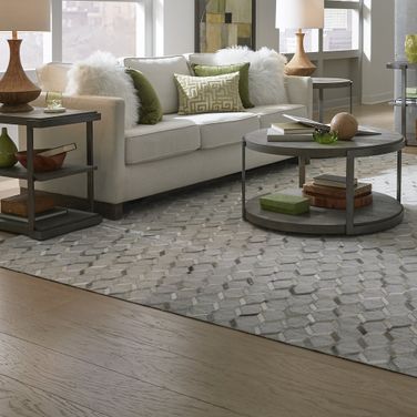 Modern View Gauntlet Gray Round Occasional Table Set