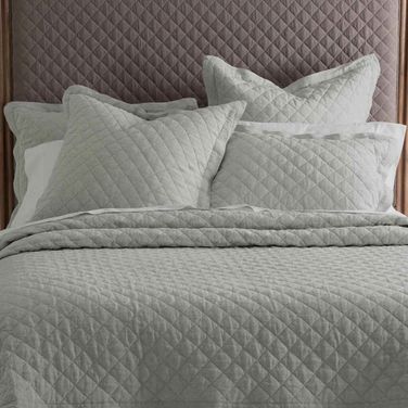 Oslo 6 Piece King Quilt Set In Gray