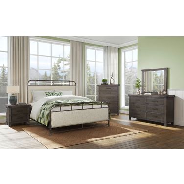 Outfitter's Post Upholstered Metal Bedroom Set in Bourbon
