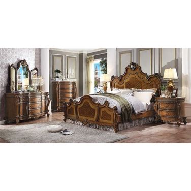 Picardy Eastern King Bed In Honey Oak