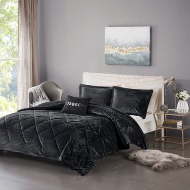 Polyester Crushed 4 Piece King Comforter Set In Black
