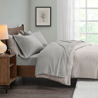 Polyester Knitted Micro Fleece Solid 4 Piece California King Sheet Set In Grey