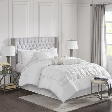 Polyester Polyoni Pieced Pleated 7 Piece Full Comforter Set In White
