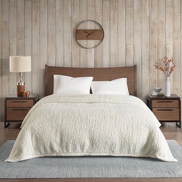 Polyester Soild Berber Brushed King Blanket With Crystal Velvet Binding In Ivory