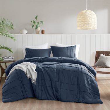Porter Soft Washed Pleated Comforter Set In Navy