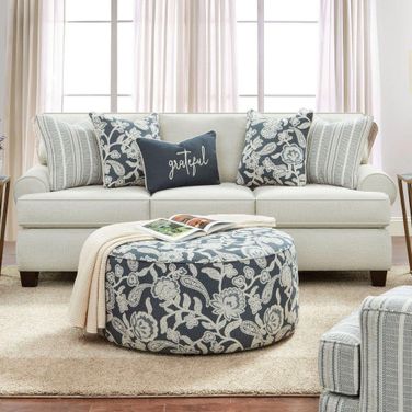 Porthcawl Loveseat In Ivory