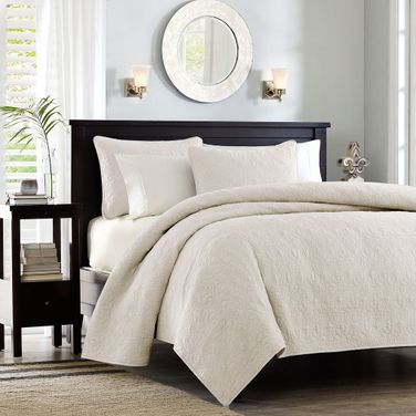 Quebec Polyester Microfiber Quilted 3 Piece King Coverlet Mini Set In Cream