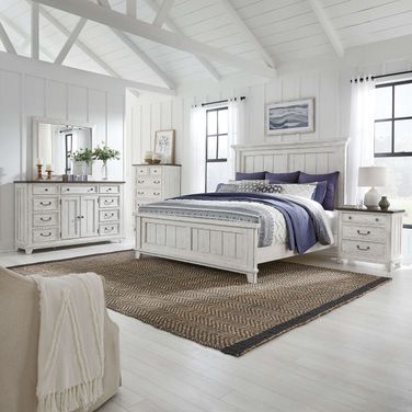 River Place Panel Bedroom Set In White