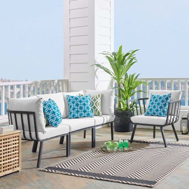 Riverside 4 Piece Outdoor Patio Aluminum Set In Gray and White