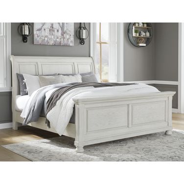 Robbinsdale Queen Sleigh Bed In Antique White