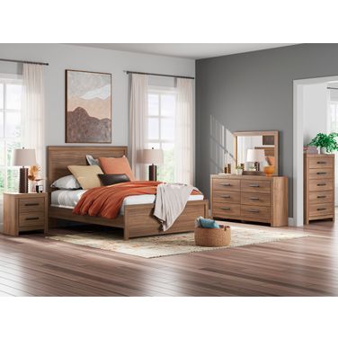 Ryderton Panel Bedroom Set In Auburn