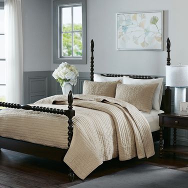Serene 3 Piece Hand Quilted Cotton Quilt Set In Linen