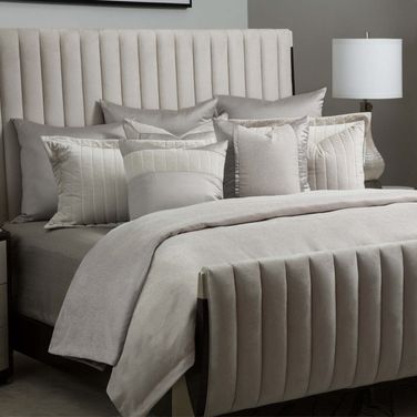 Skylar 9 Piece Queen Comforter Set In Champagne