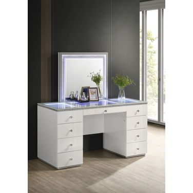 Stoholm Vanity In White