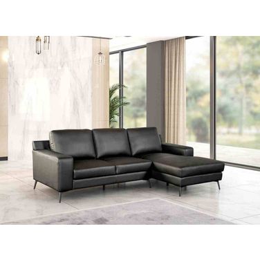 Stordal Right Chaise Sectional In Black