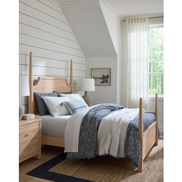 Tide and Timber Queen Pencil Poster Bed In Natural