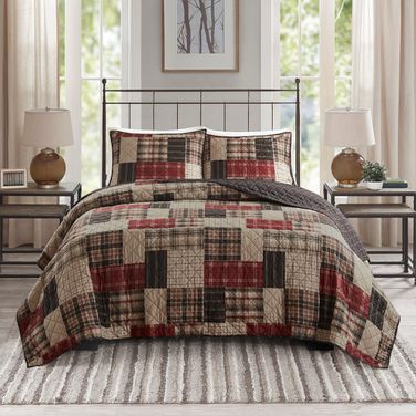 Timber 3 Piece Reversible Printed Quilt Set In Red and Black